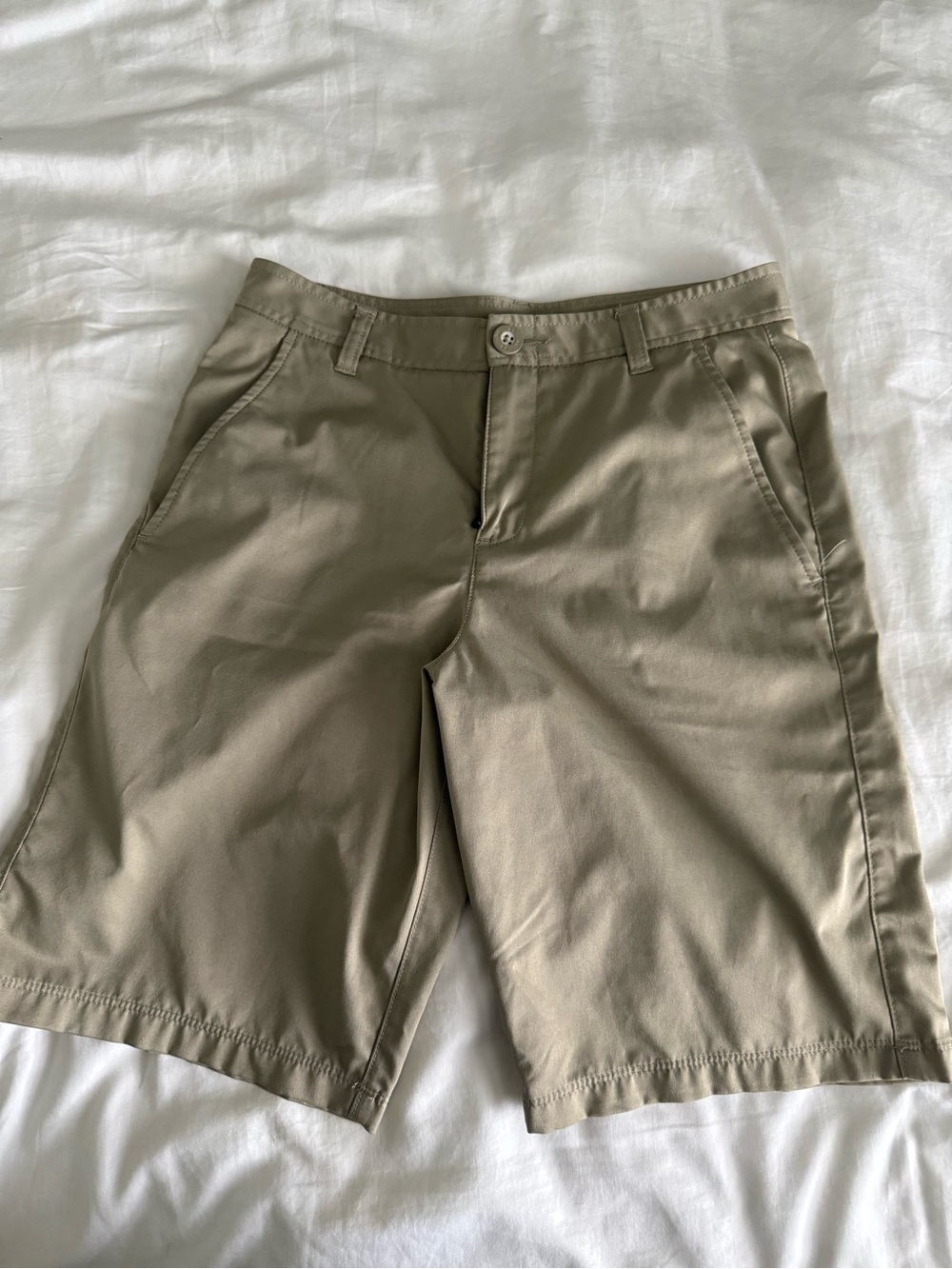 Boys under Armour golf shorts
